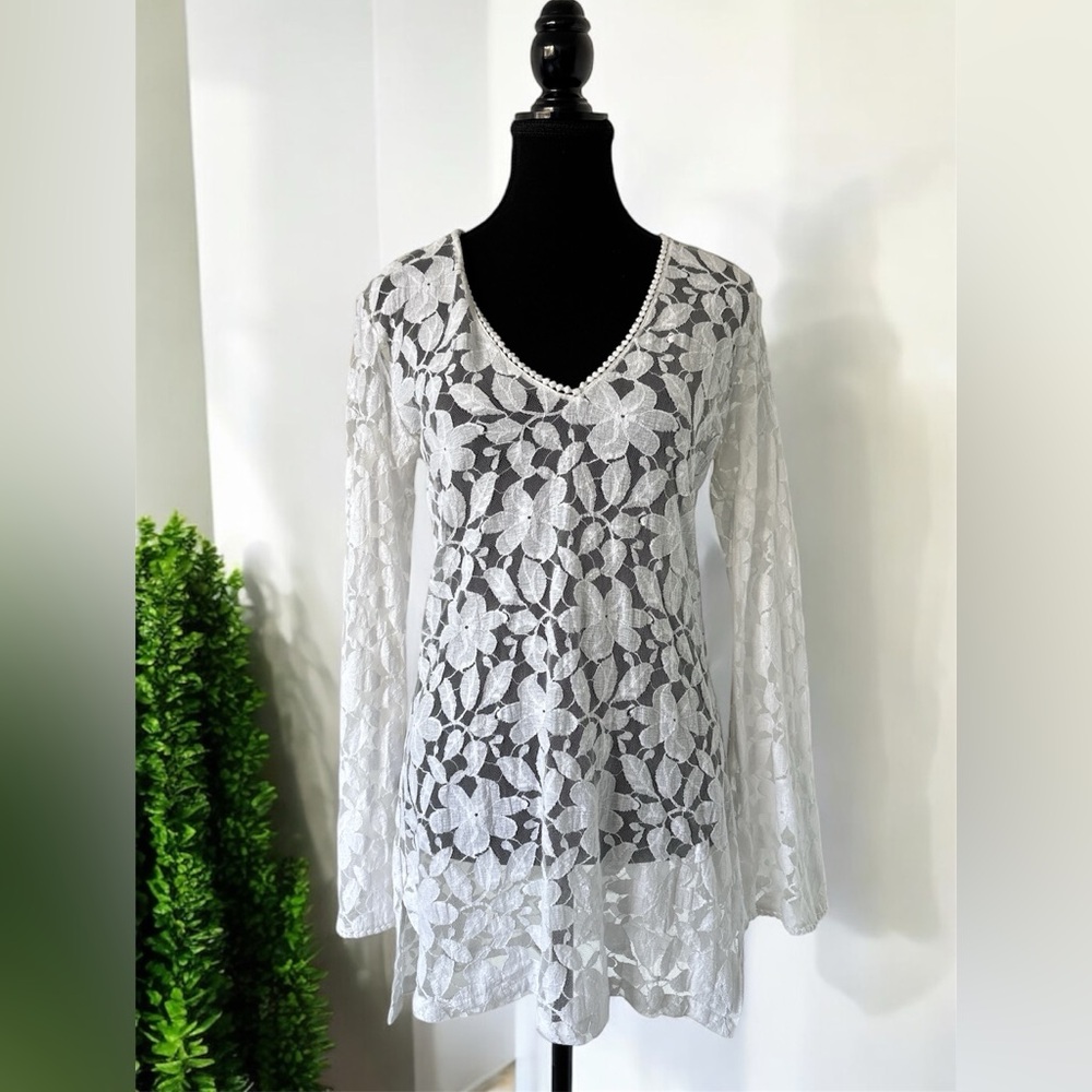 Cyann Elegant White Lace Beach Cover